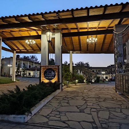 Hotel Casa Francisca Mazamitla. エクステリア 写真